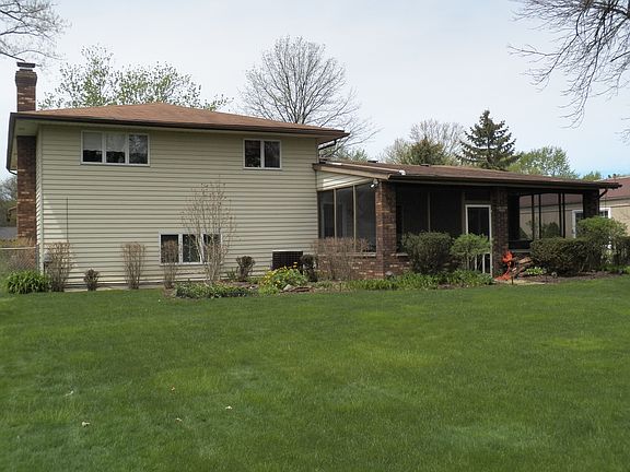 2nd image of 7011 Chadbourne Dr