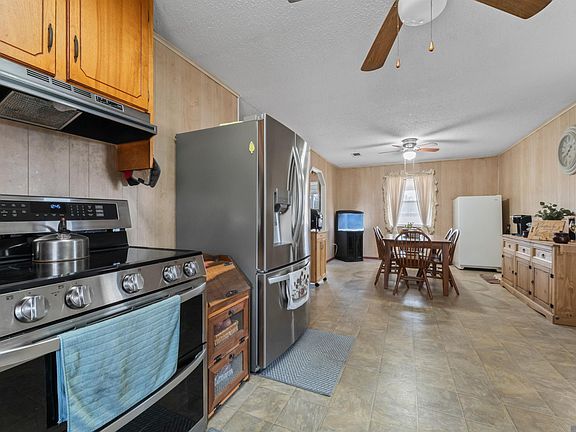 5th image of 806 Lemon B Rd