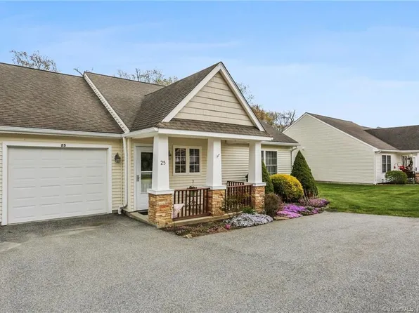 25 River Walk Drive #25, Brooklyn, CT 06234