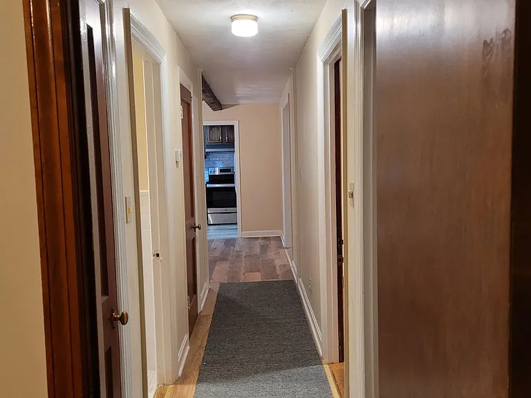Hallway looking towards DR & K