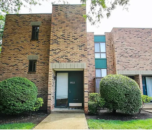 1933 Song Sparrow Ct Photo 1