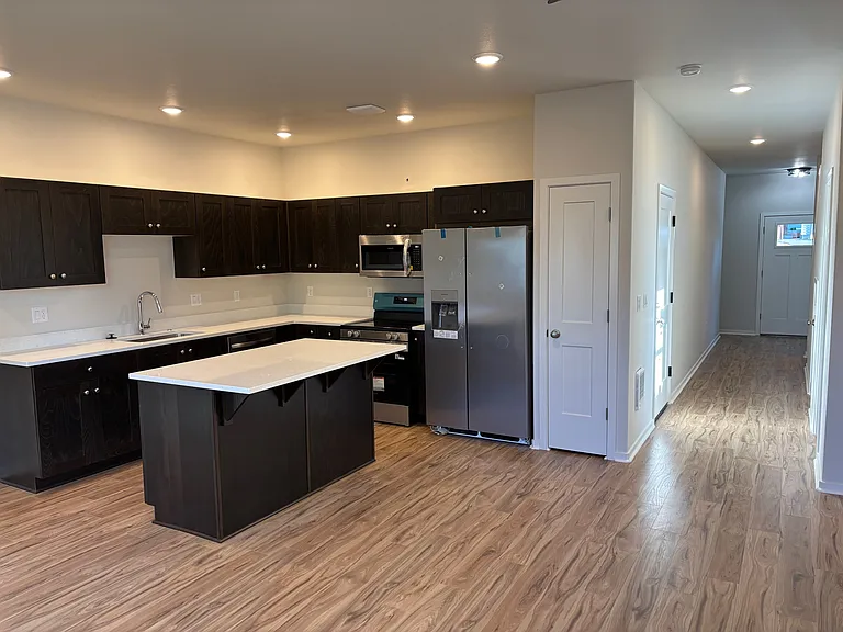 2723 NW 12th Ave — Photo 4