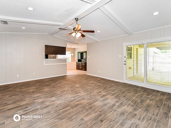 4th image of 2923 Portsmouth Dr