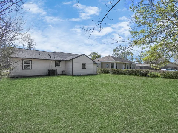 5123 Dewberry St, Houston, TX 77021