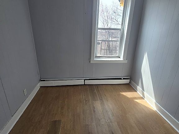 2nd image of 9 Grant Ave #1LA