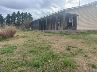 293 Mark Whitt Rd, Boaz, AL 35956