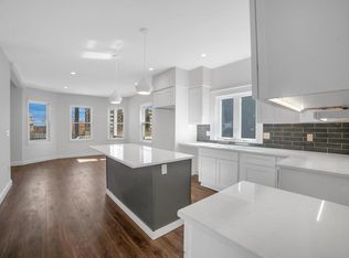 109 Thomas Burgin Pkwy #109, Quincy, MA 02169