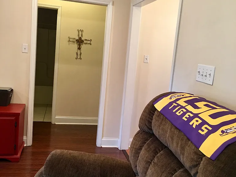 1109 Rita Ln — Photo 35