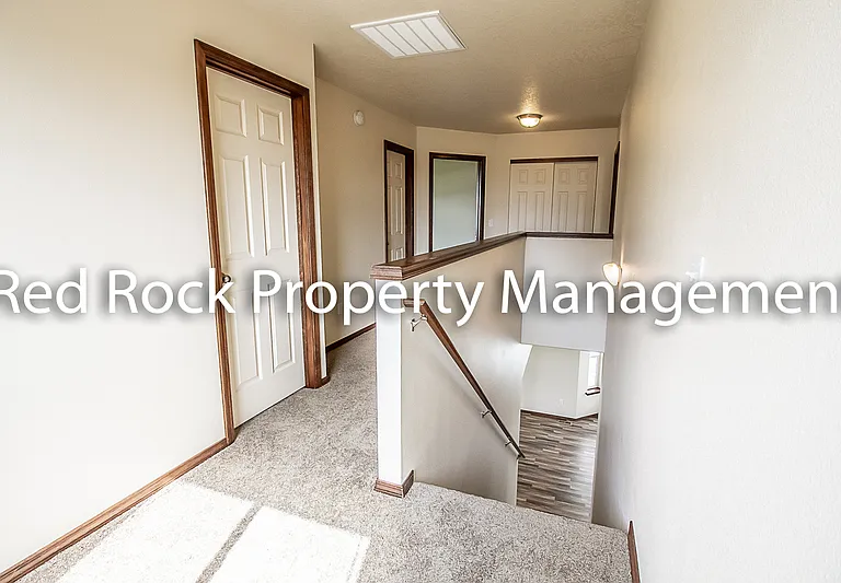 7527 N Carrington Ln — Photo 11