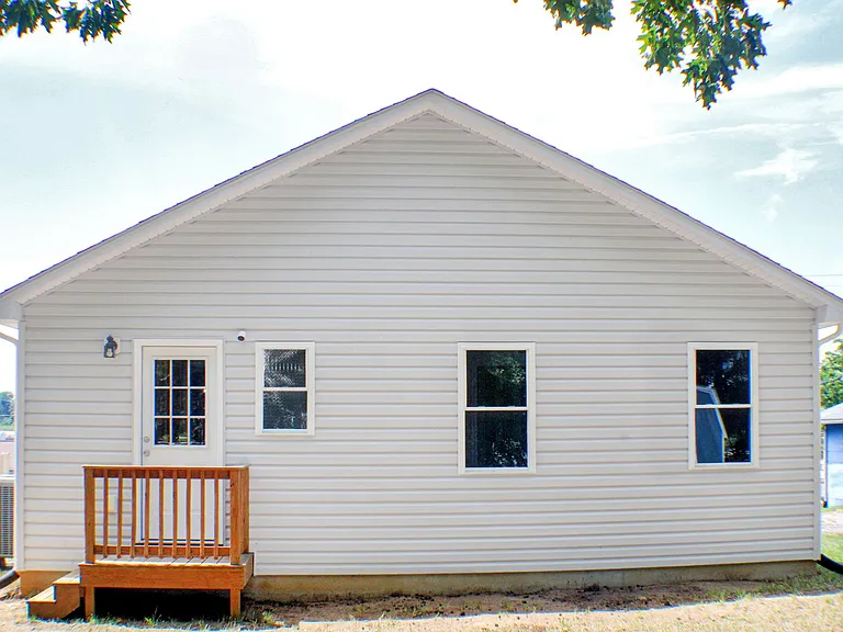 562 N Bayard Ave — Photo 20
