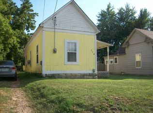 714 E Dale St, Springfield, MO 65803