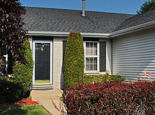 3976 N Wilke Rd, Arlington Heights, IL 60004