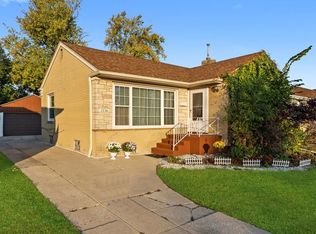 2136 Bristol Ave, Westchester, IL 60154