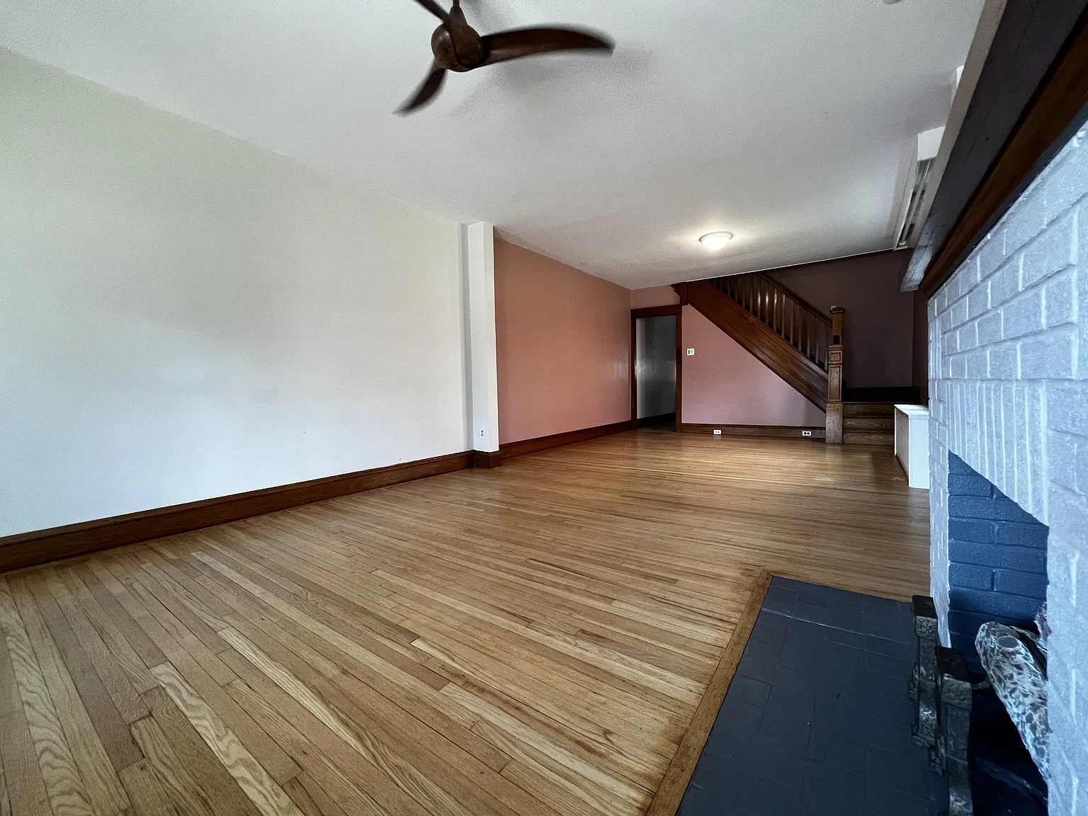 2123 Fairview Street - 1 — Photo 4