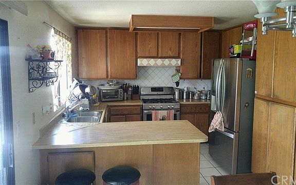 3rd image of 283 S San Anselmo Ave