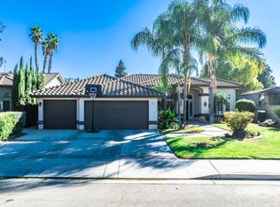 915 Trabon Way, Madera, CA 93637