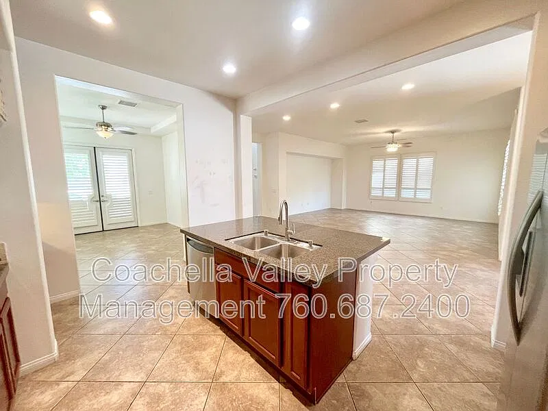 4 bed, 3.0 bath, 2657 sqft, $3,195 — Photo 1