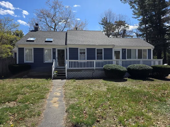 66 Wampatuck St, Pembroke, MA 02359