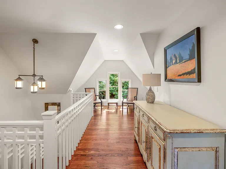 271 Thomas Pasture Rd — Photo 34