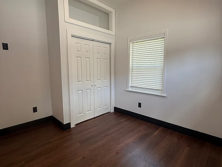 1073 Harwell St NW — Photo 35