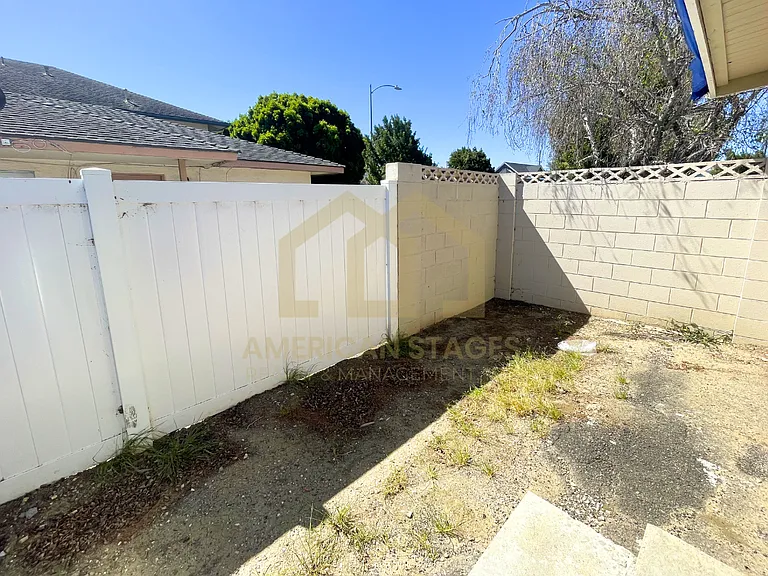 324 N L St #B — Photo 15