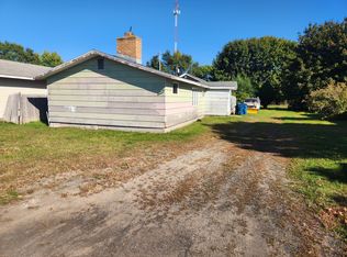 1735 Maywood Ave, Manistee, MI 49660