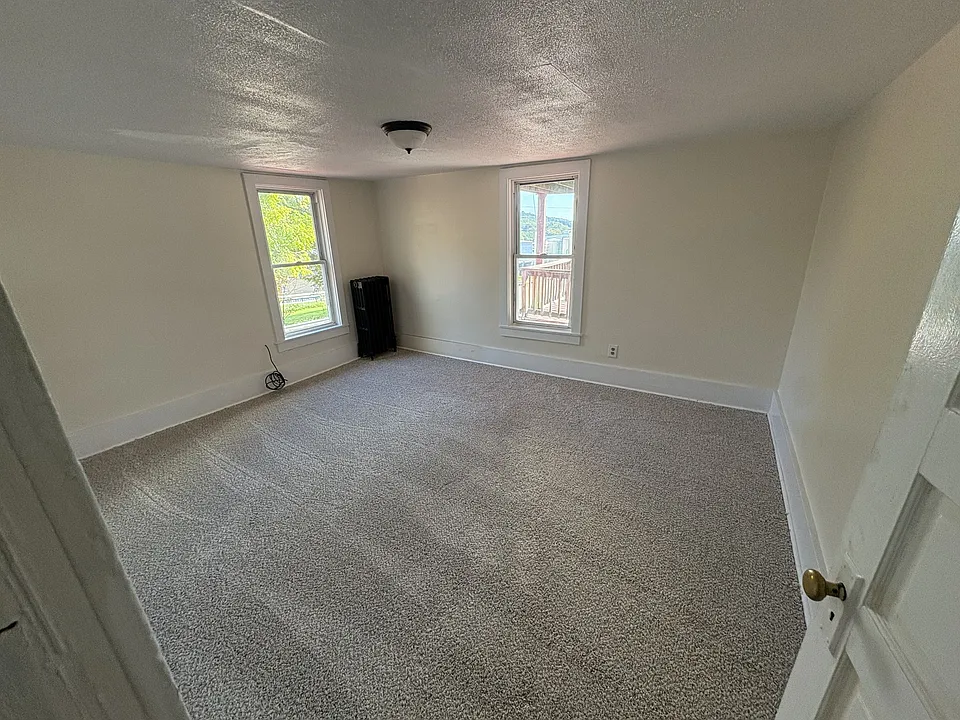 517 Bigler Ave #1