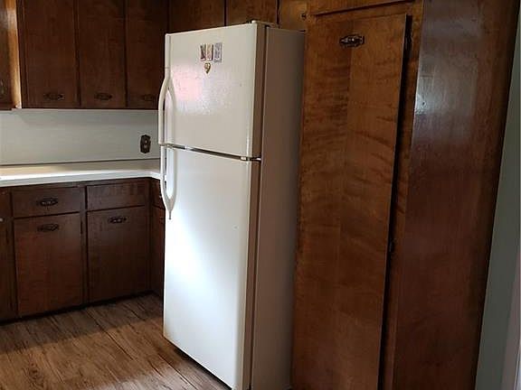5th image of 1711 Walnut Ave