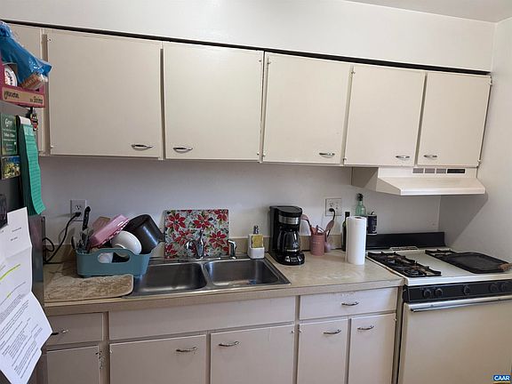 2nd image of 2517 Hydraulic Rd APT 73