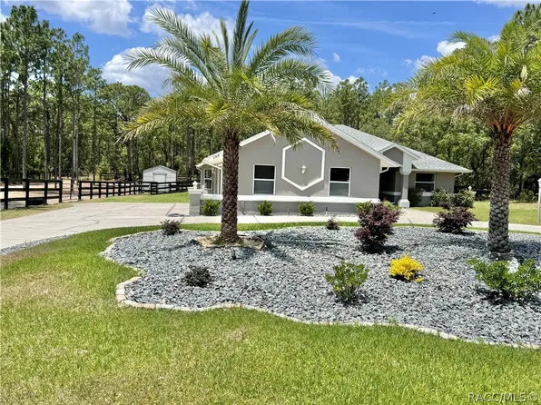 5512 N Buffalo Dr, Beverly Hills, FL 34465