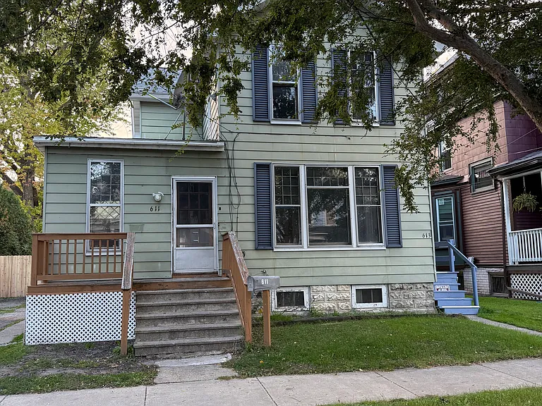 611 N Sheridan St #1 — Photo 2