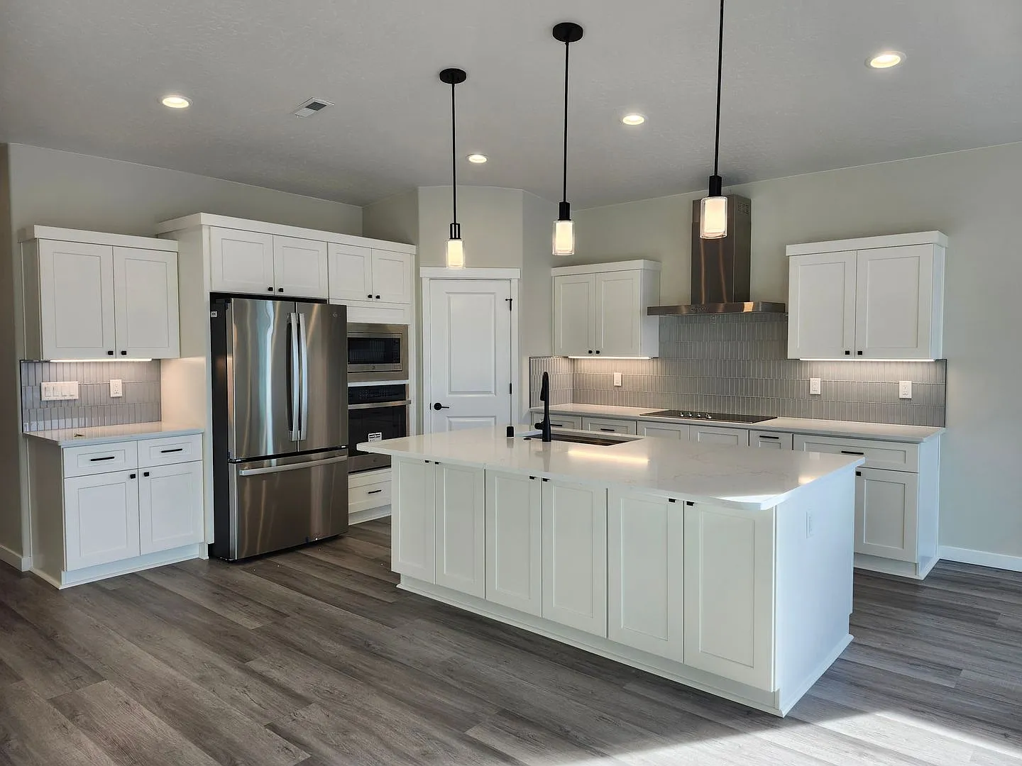 3 bed, 2 bath- Kennewick Location! — Photo 1