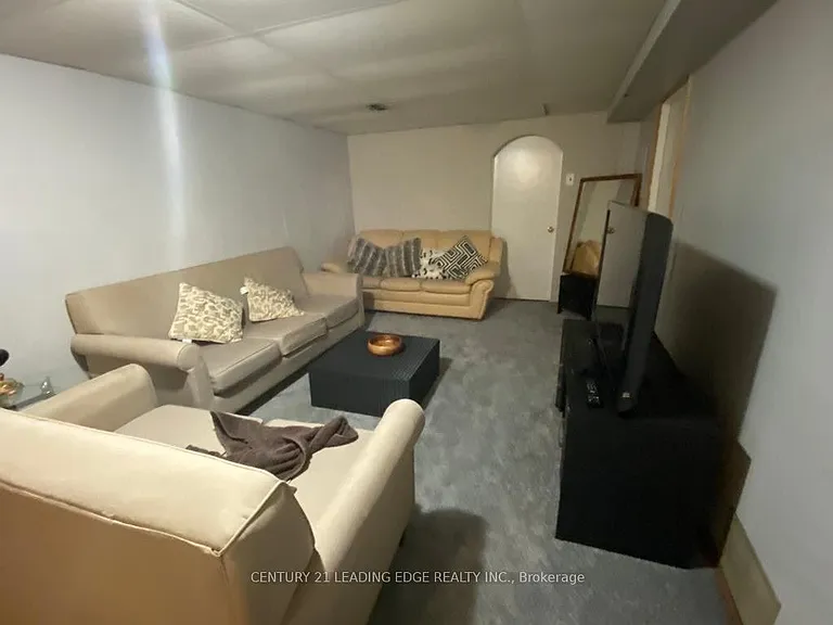 4 Randane Dr #BASEMENT — Photo 4