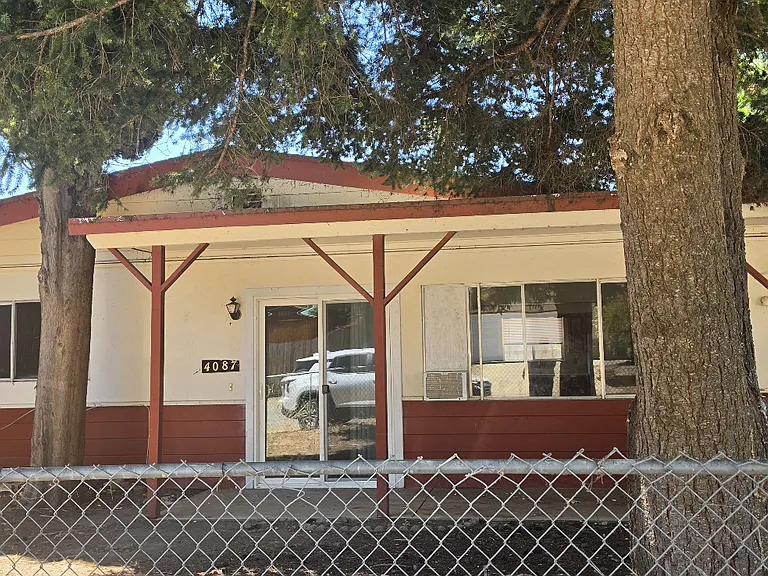 4087 Kensington Way — Photo 8