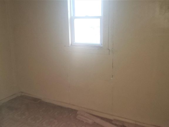 Enclosed Back Porch