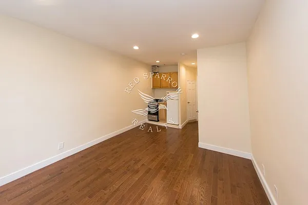 Rented by Red Sparrow Realty Group | media 16