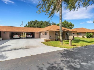 215 Oaklawn CT, Lehigh Acres, FL, 33936