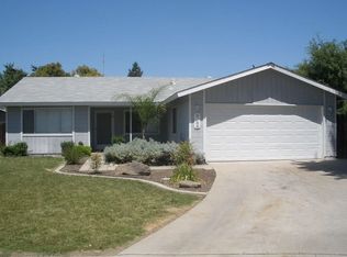 5124 W Feemster Ct, Visalia, CA 93277