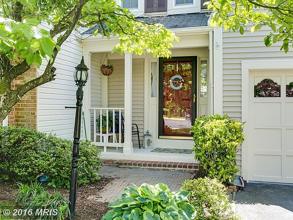 2nd image of 3861 Waythorn Pl
