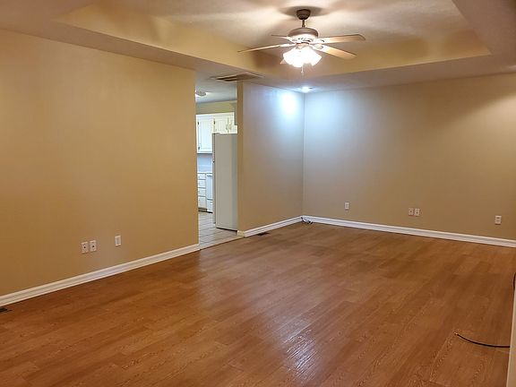 2nd image of 308 Excalibur Ct #A