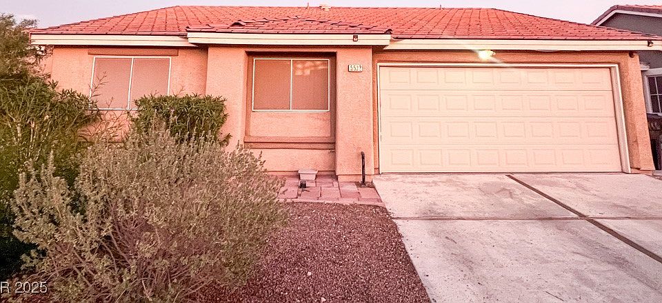 1st image of 5532 Great Divide St