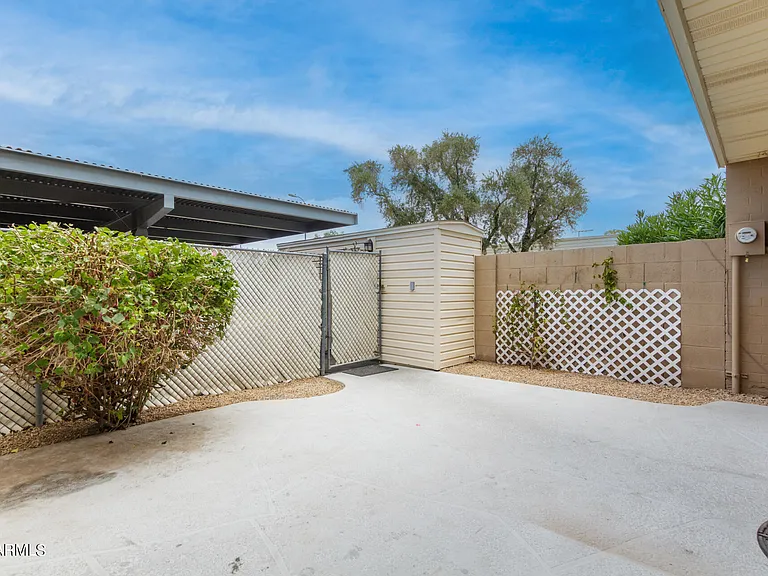 8482 E Chaparral Rd — Photo 37