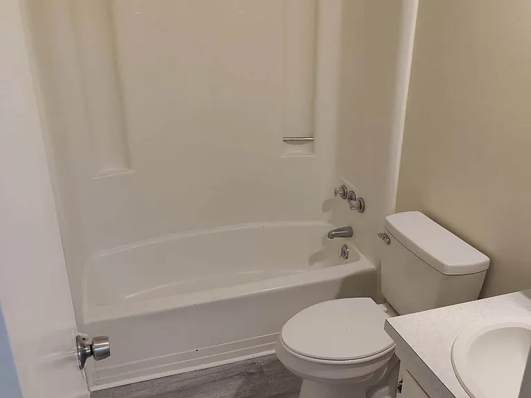 103 Kimeran Ln #B — Photo 15