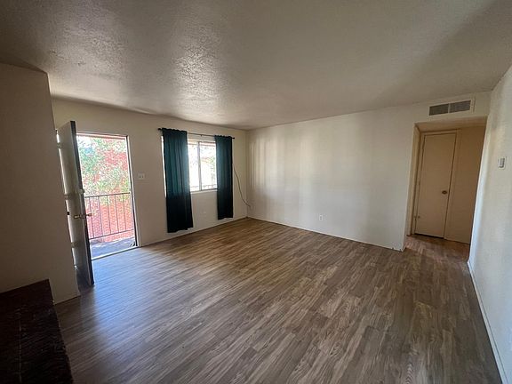 3rd image of 301 Dunes Pl SE #0