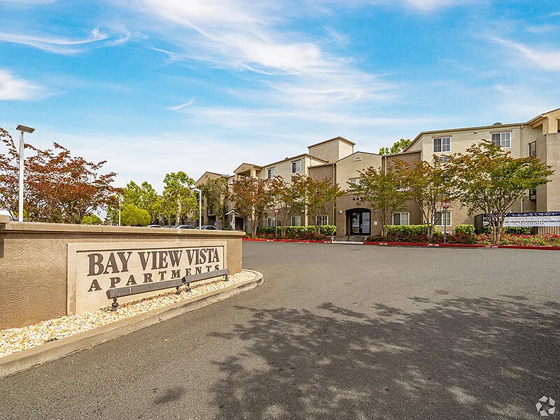 Bay View Vista — Photo 3