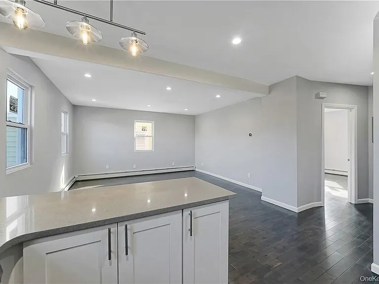 173 Washington St #2 — Photo 3