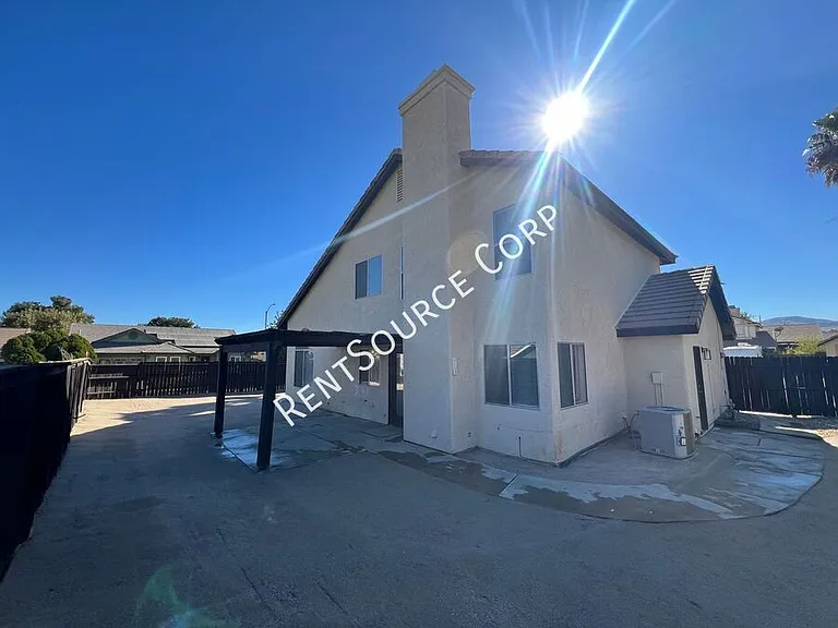 3559 E Avenue R14 — Photo 24