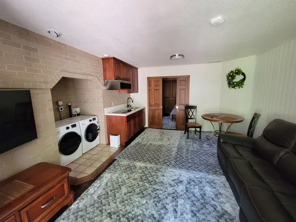 10702 SE Forest View Ln, Happy Valley, OR 97086