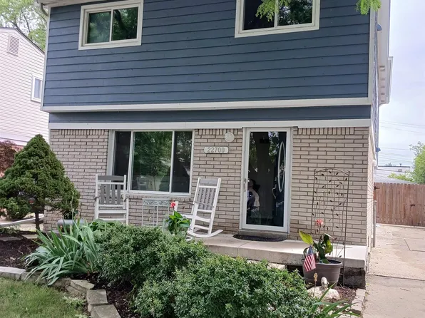 22700 Grove St, Saint Clair Shores, MI 48080