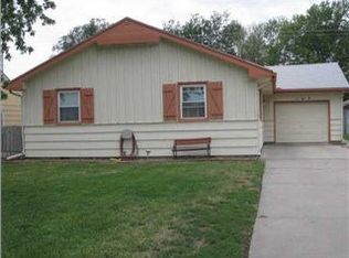 107 N Washington Ave, Sedgwick, KS 67135